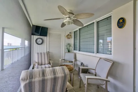111 Shore Court North Palm Beach FL 33408