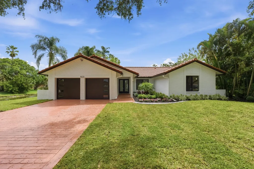 1533 NW 111th Avenue Coral Springs FL 33071