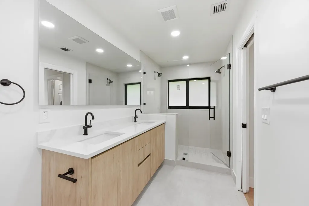 1533 NW 111th Avenue Coral Springs FL 33071