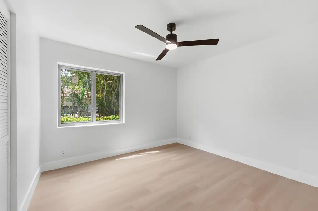 1533 NW 111th Avenue Coral Springs FL 33071