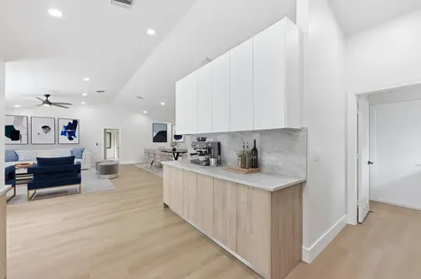1533 NW 111th Avenue Coral Springs FL 33071