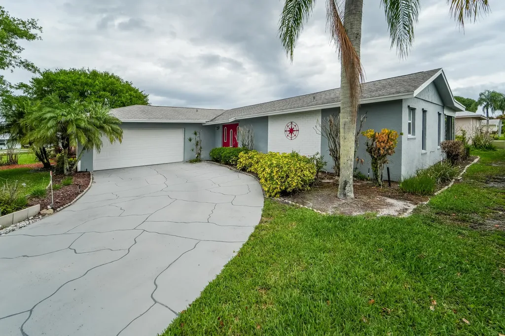 18327 SE Par Lane Jupiter FL 33469
