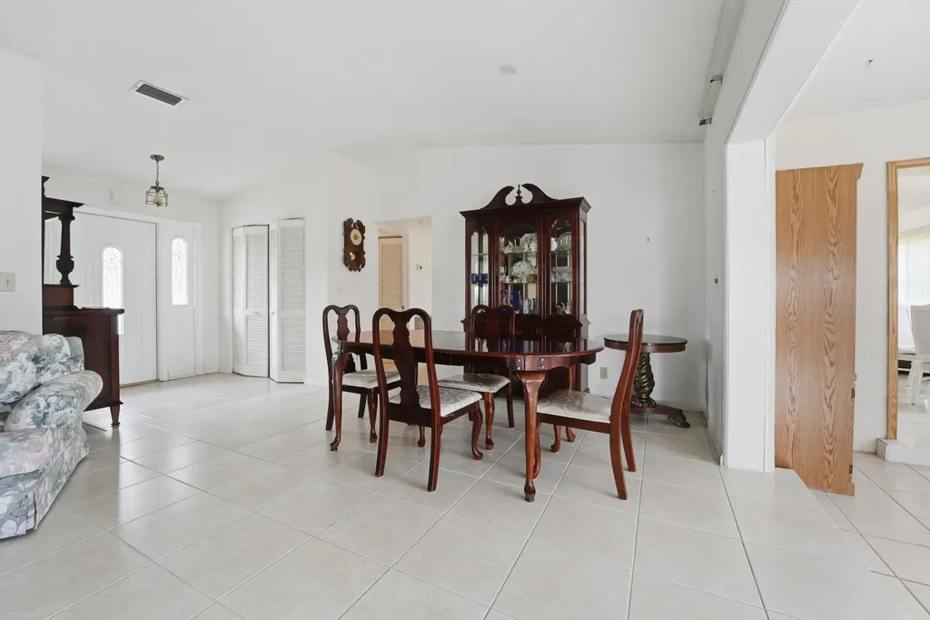 18327 SE Par Lane Jupiter FL 33469