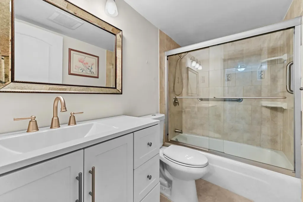 5540 N Ocean Boulevard Ocean Ridge FL 33435