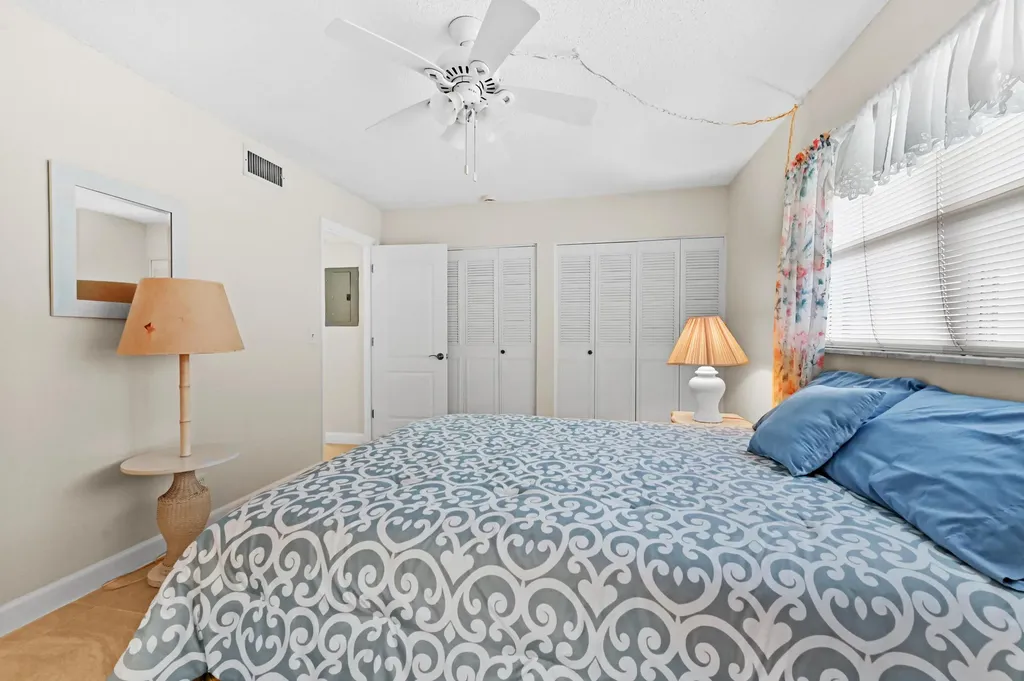 5540 N Ocean Boulevard Ocean Ridge FL 33435