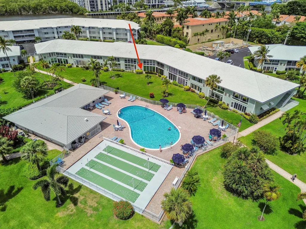5540 N Ocean Boulevard Ocean Ridge FL 33435