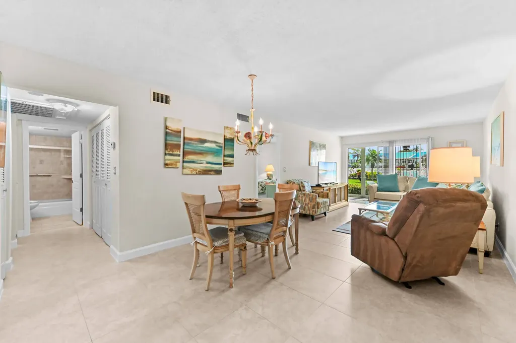 5540 N Ocean Boulevard Ocean Ridge FL 33435