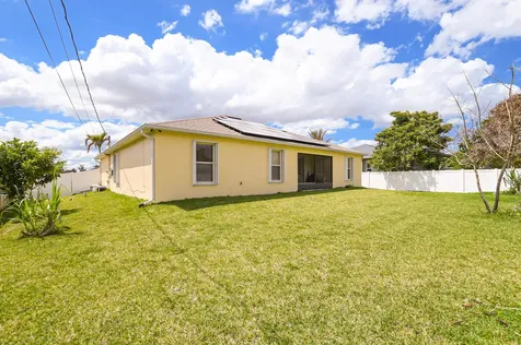 1961 SW Diamond Street Port St Lucie FL 34953