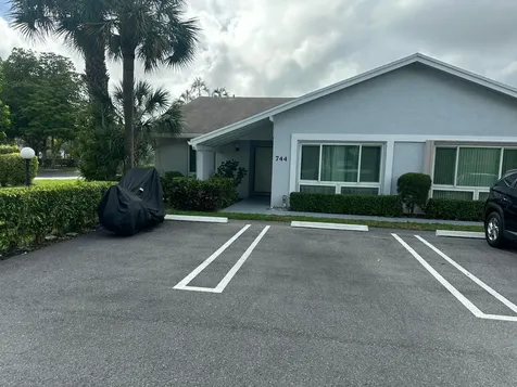 744 Lago Road Delray Beach FL 33445