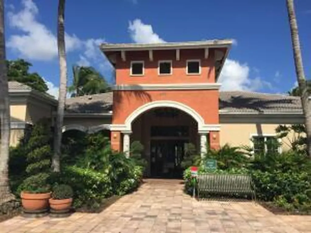 4195 N Haverhill Road West Palm Beach FL 33417
