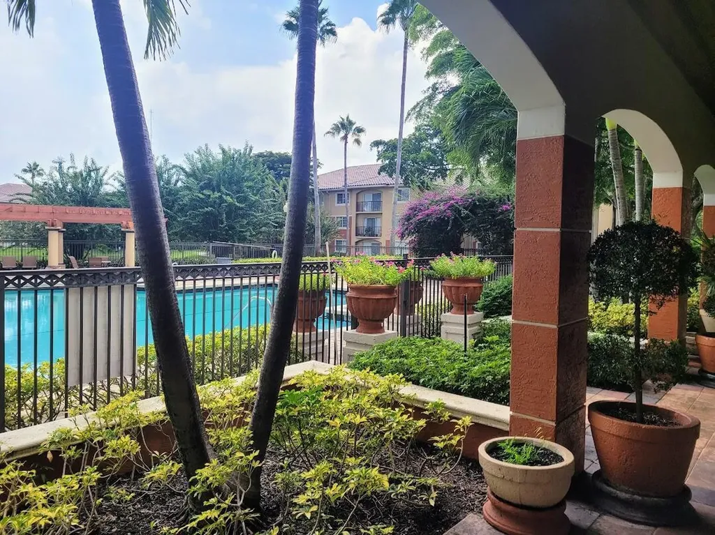 4195 N Haverhill Road West Palm Beach FL 33417