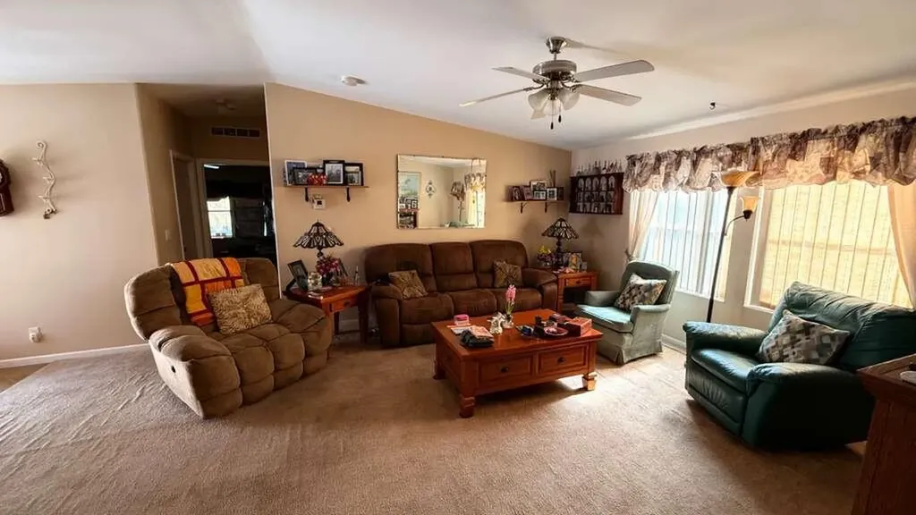 2 S 4 Seasons Road Palm Beach Gardens FL 33410