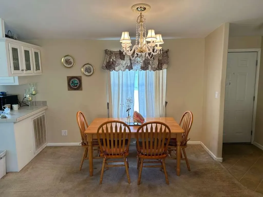 2 S 4 Seasons Road Palm Beach Gardens FL 33410