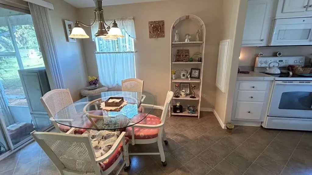 2 S 4 Seasons Road Palm Beach Gardens FL 33410