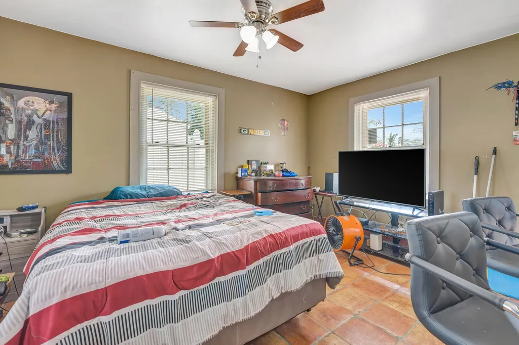 505 Foresteria Drive Lake Park FL 33403