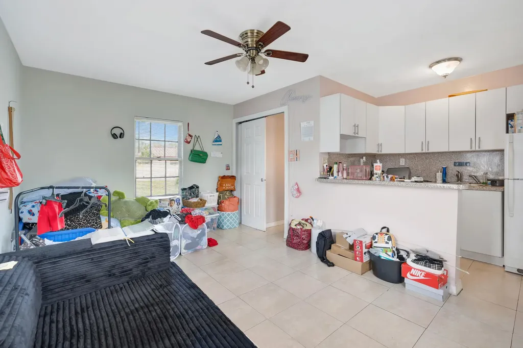 505 Foresteria Drive Lake Park FL 33403