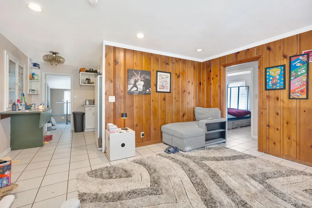 505 Foresteria Drive Lake Park FL 33403