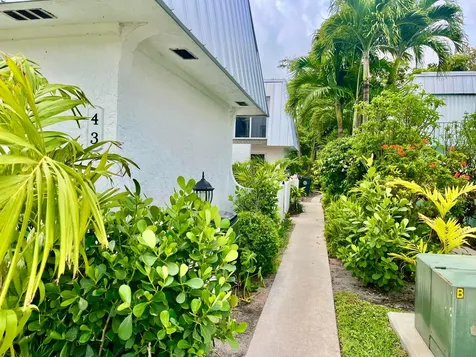 106 Linda Lane Palm Beach Shores FL 33404