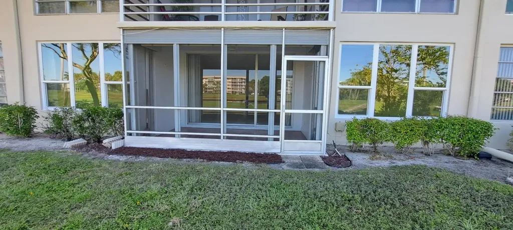 901 Cypress Terrace Pompano Beach FL 33069