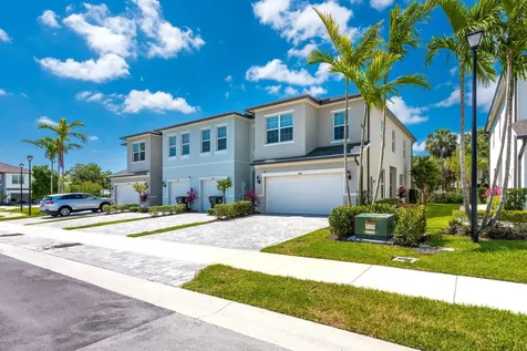 6082 Carre Way Greenacres FL 33415