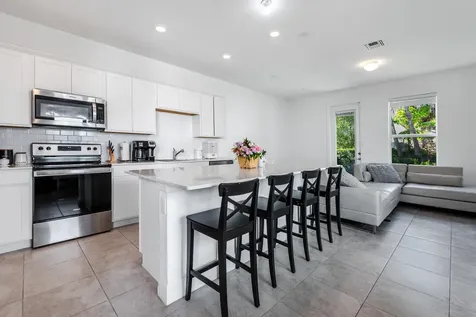6082 Carre Way Greenacres FL 33415