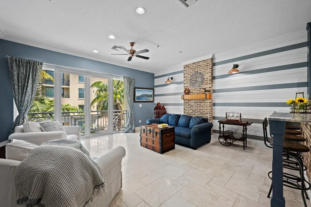 12 SE 1st Avenue Delray Beach FL 33444