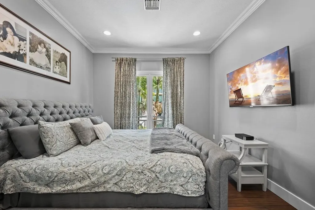 12 SE 1st Avenue Delray Beach FL 33444