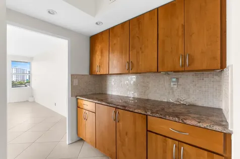 3200 NE 36th Street E Fort Lauderdale FL 33308