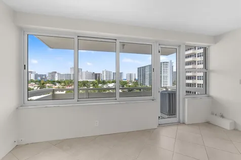 3200 NE 36th Street E Fort Lauderdale FL 33308