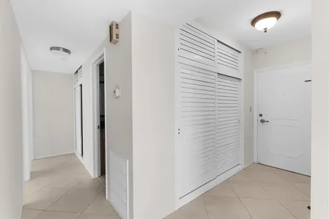 3200 NE 36th Street E Fort Lauderdale FL 33308