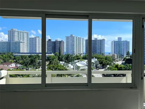 3200 NE 36th Street E Fort Lauderdale FL 33308