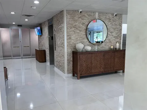 3200 NE 36th Street E Fort Lauderdale FL 33308