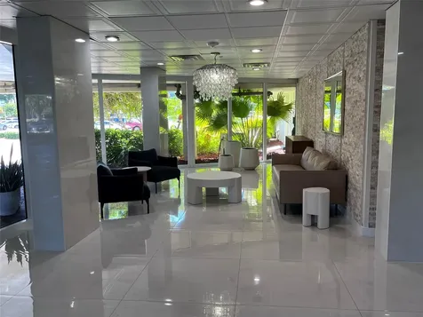 3200 NE 36th Street E Fort Lauderdale FL 33308