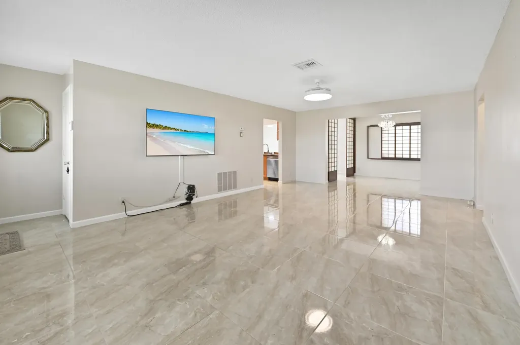 2012 SW 17th Avenue Boynton Beach FL 33426