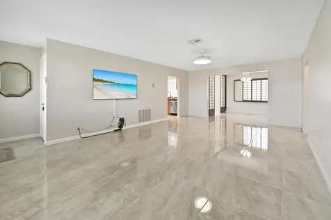 2012 SW 17th Avenue Boynton Beach FL 33426