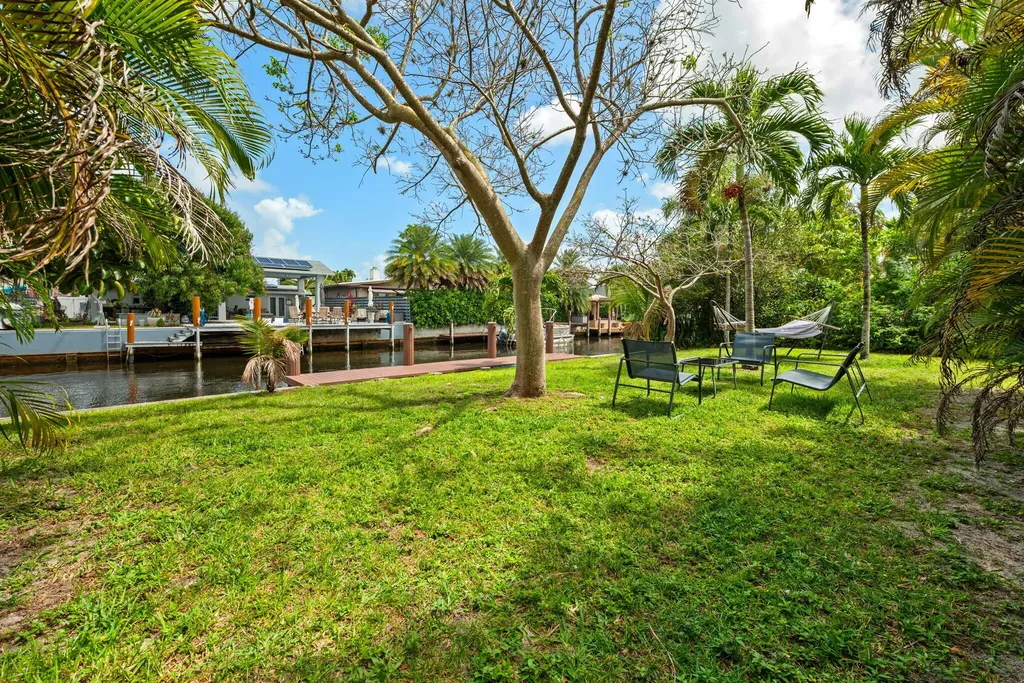 2512 Sugarloaf Lane Fort Lauderdale FL 33312