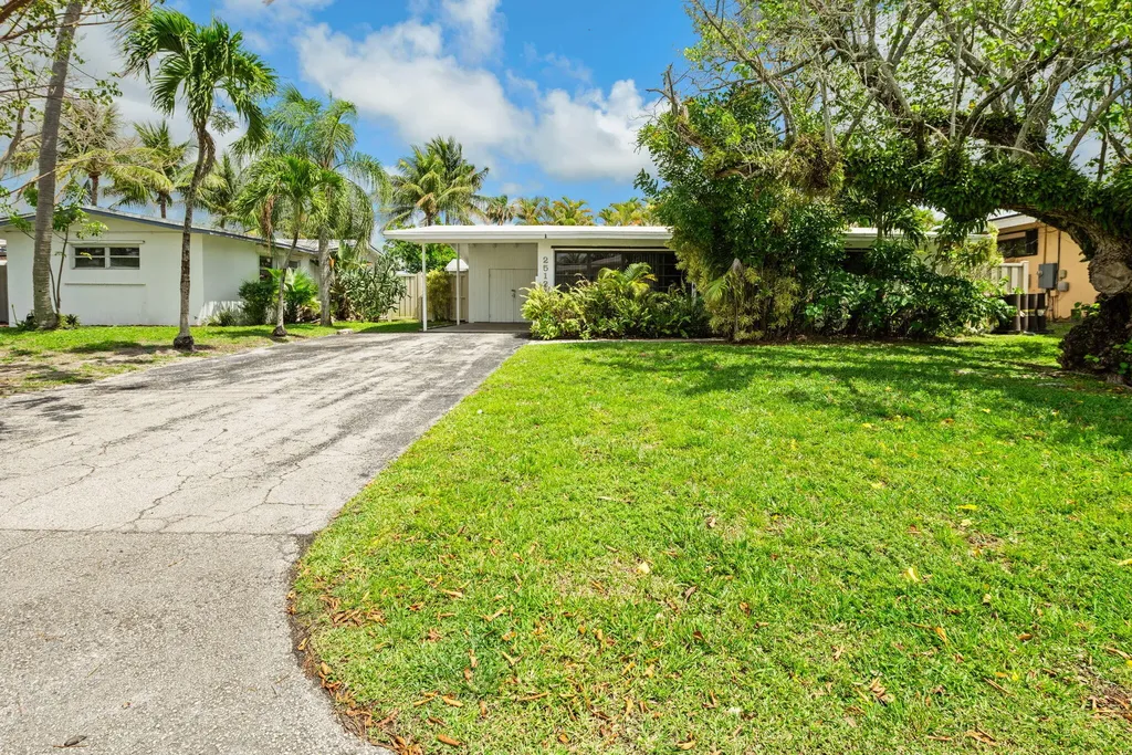 2512 Sugarloaf Lane Fort Lauderdale FL 33312