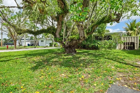 2512 Sugarloaf Lane Fort Lauderdale FL 33312