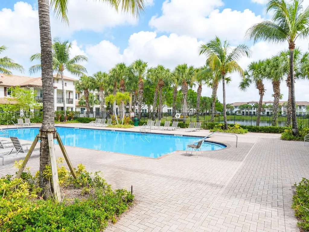 4720 Mimosa Place Coconut Creek FL 33073