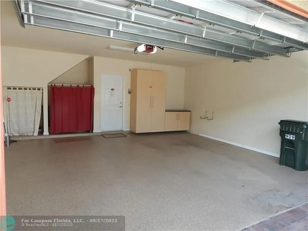 4720 Mimosa Place Coconut Creek FL 33073