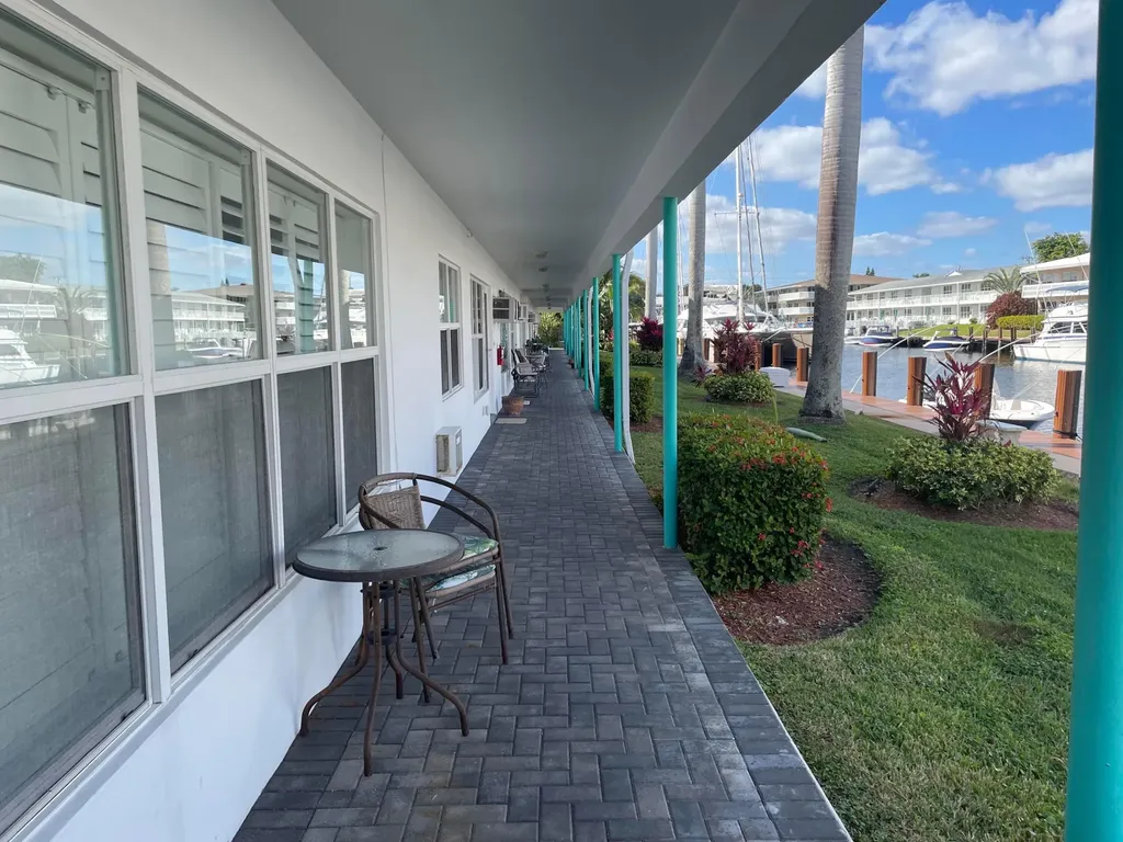 2841 NE 32nd Street Fort Lauderdale FL 33306
