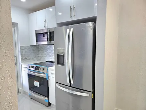 2841 NE 32nd Street Fort Lauderdale FL 33306