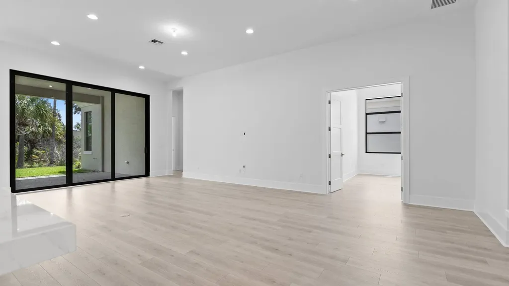 13294 Artisan Circle Palm Beach Gardens FL 33418