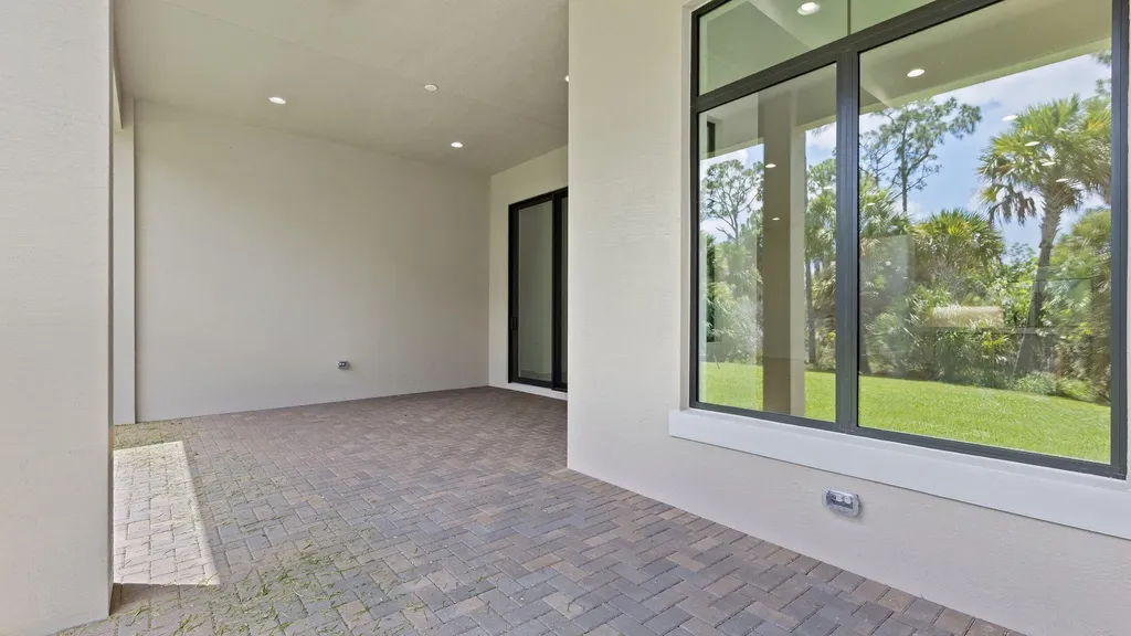 13294 Artisan Circle Palm Beach Gardens FL 33418