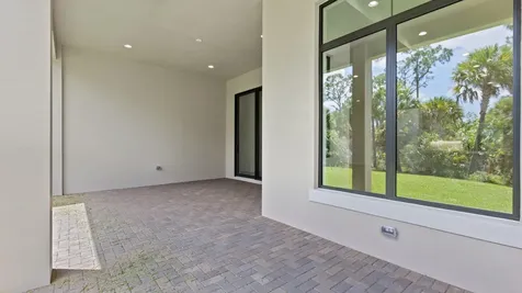 13294 Artisan Circle Palm Beach Gardens FL 33418