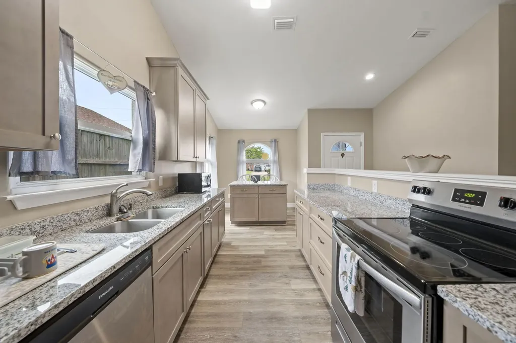 1407 Rhode Island Avenue Lynn Haven FL 32444