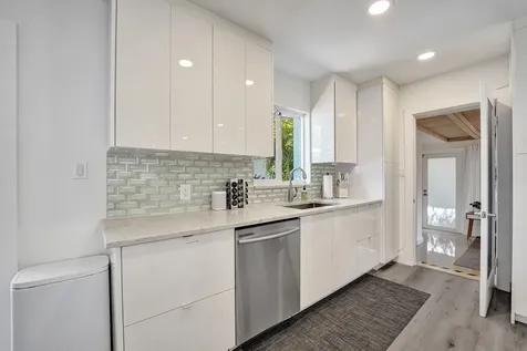 1743 NE 26th Drive Wilton Manors FL 33334