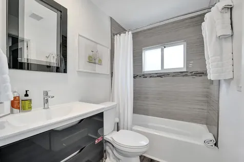 1743 NE 26th Drive Wilton Manors FL 33334