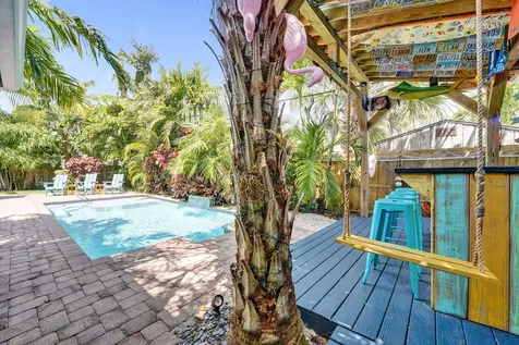 1743 NE 26th Drive Wilton Manors FL 33334