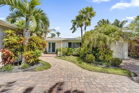 1743 NE 26th Drive Wilton Manors FL 33334